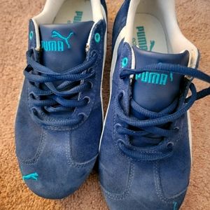 Pumas size 6